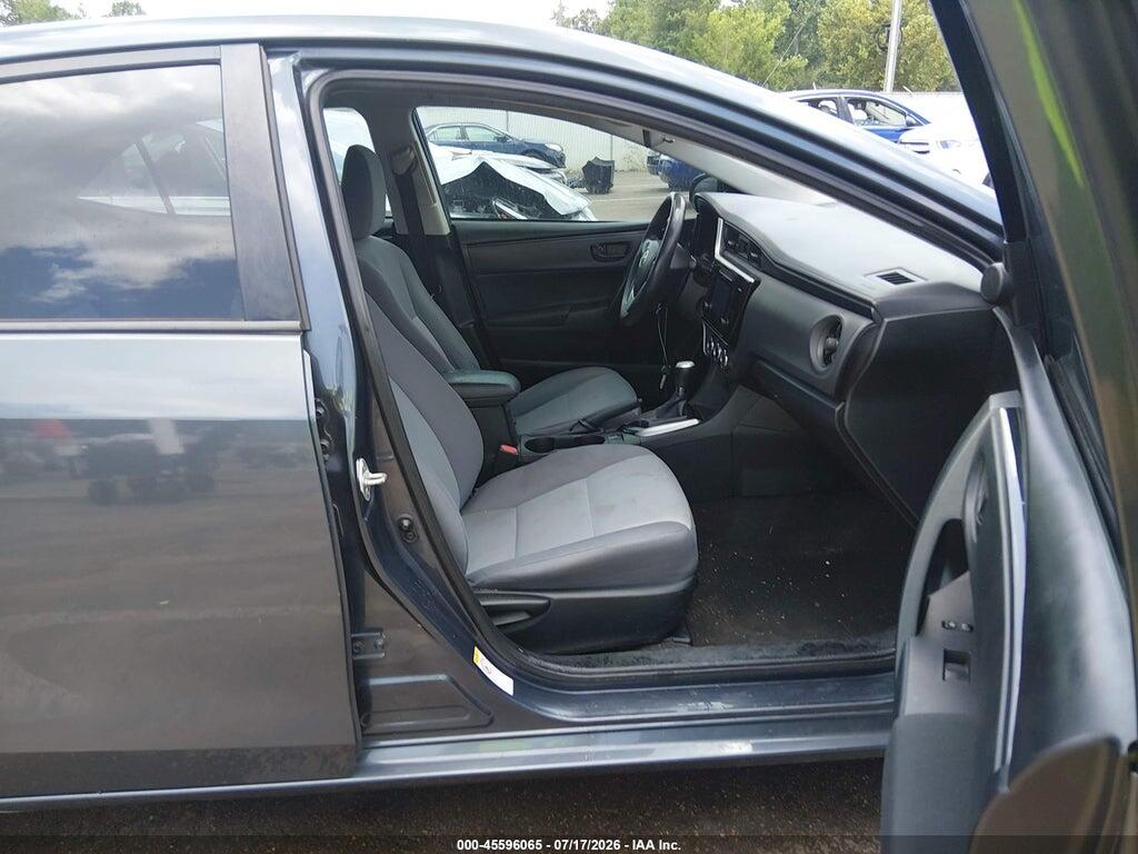 5YFBURHE5HP700549 2017 TOYOTA COROLLA photo no. 5