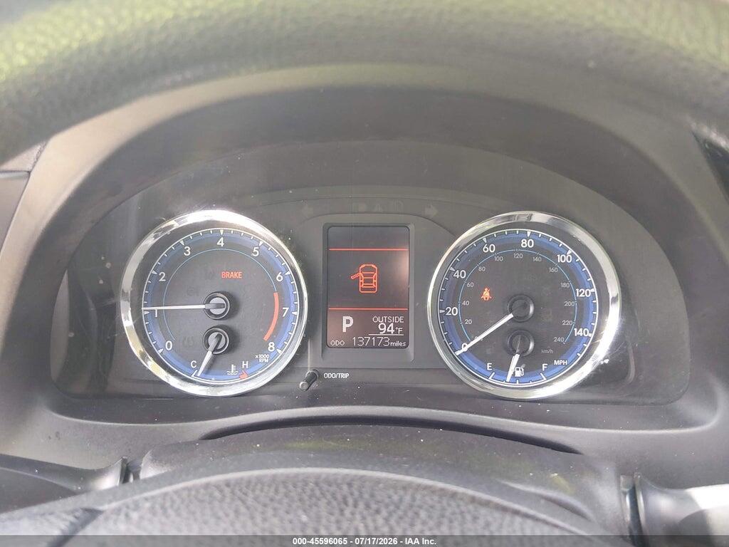 5YFBURHE5HP700549 2017 TOYOTA COROLLA photo no. 7
