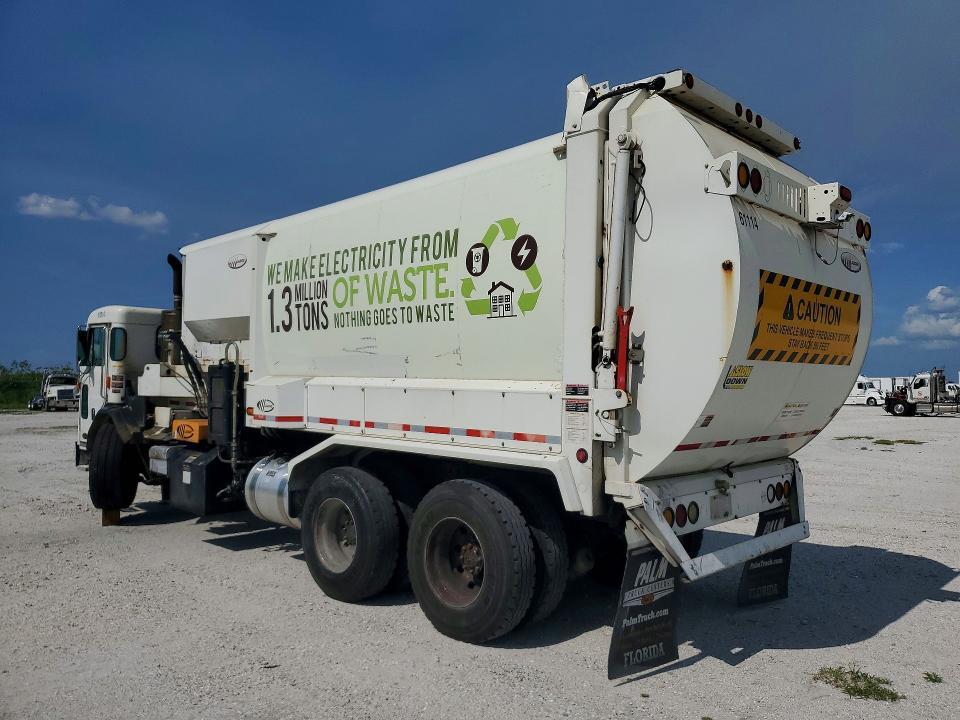 2019 PETERBILT 520 REFUSE TRUCK — Фото 2 из 12