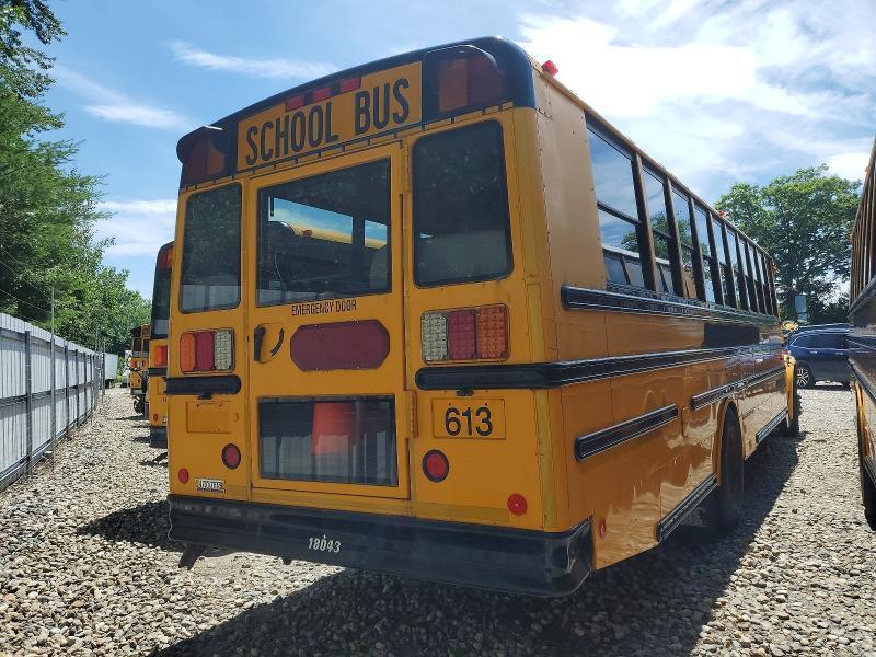 2010 THOMAS SAF-T-LINER C2 - SCHOOL BUS — Фото 4 из 10