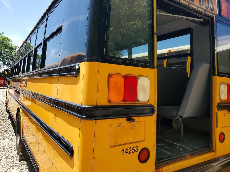 2008 THOMAS SAF-T-LINER C2 - SCHOOL BUS — Фото 3 из 10