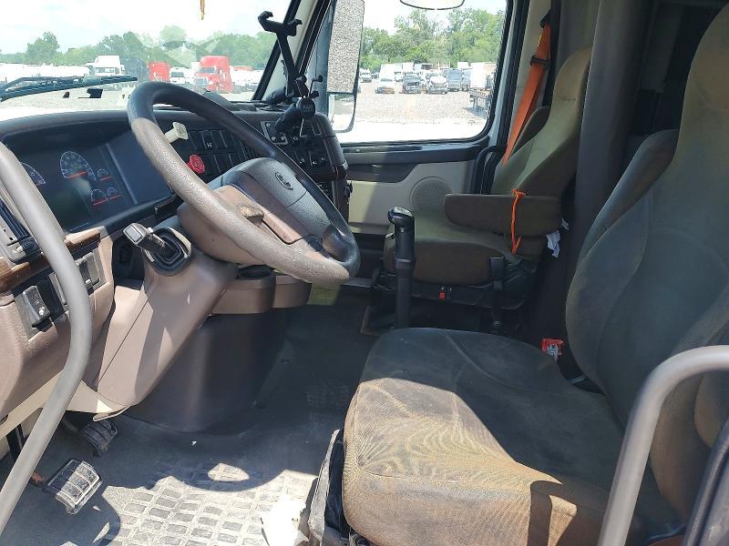 2013 VOLVO VNL SEMI TRUCK — Фото 7 из 13