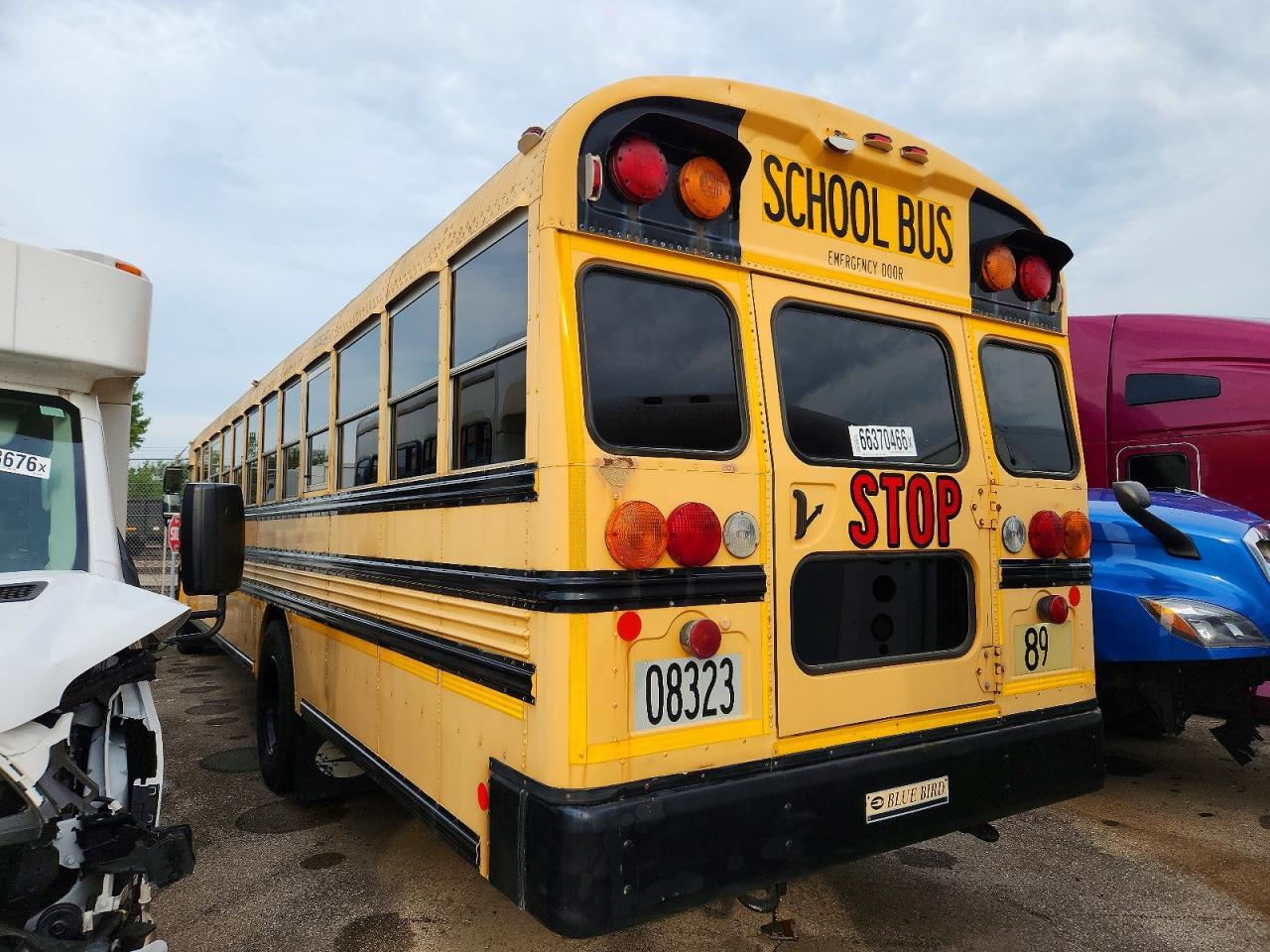 2012  SCHOOL BUS - SCHOOL BUS — Фото 3 из 10