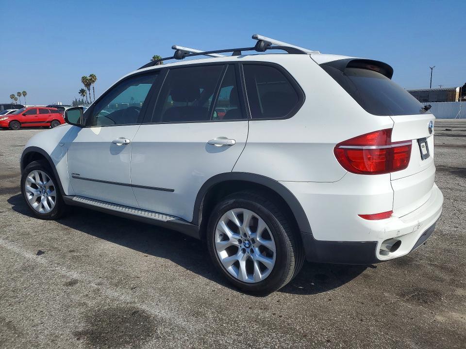 2012 BMW X5 XDRIVE35I — Фото 2 из 13