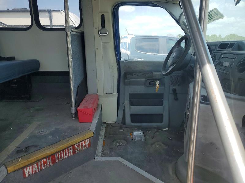 1FDFE4FS8GDC33263 2016 FORD E450 photo no. 5