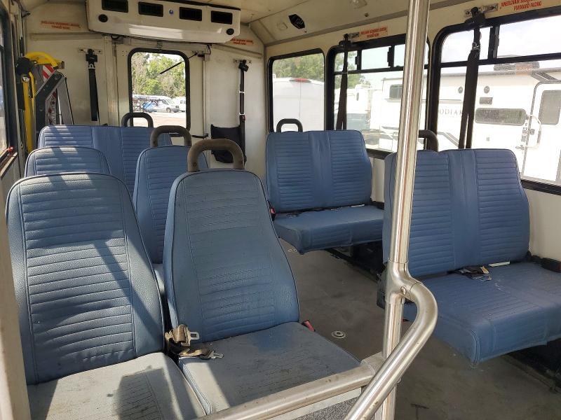 1FDFE4FS8GDC33263 2016 FORD E450 photo no. 6