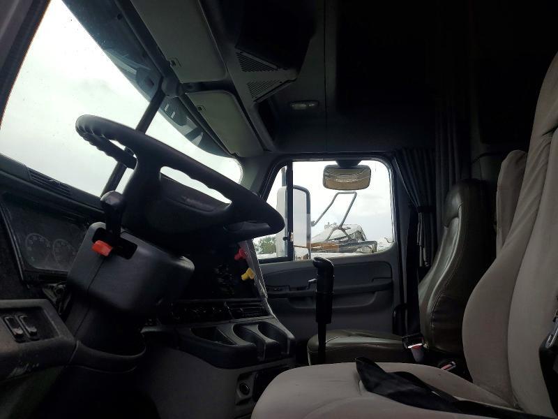 2007 FREIGHTLINER CONVENTIONAL COLUMBIA — Фото 7 из 13