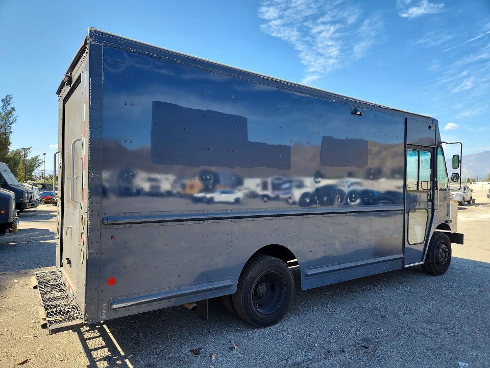 2020 FREIGHTLINER CHASSIS M — Фото 3 из 13