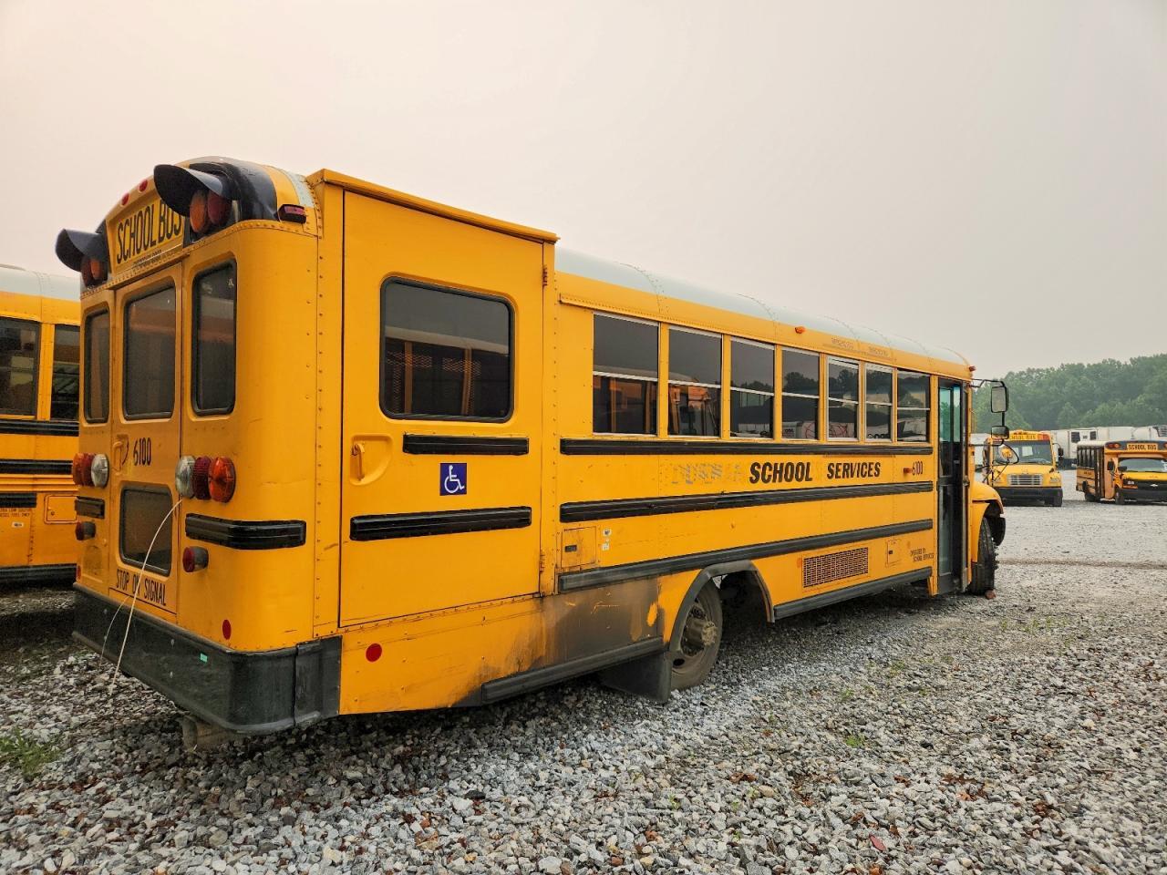 2015 IC CORPORATION CE SERIES SCHOOL - SCHOOL BUS — Фото 4 из 10