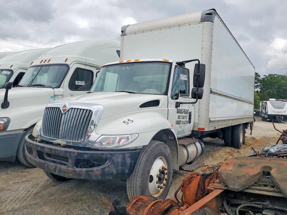 2017 INTERNATIONAL 4000 4300 - SEMI TRUCK