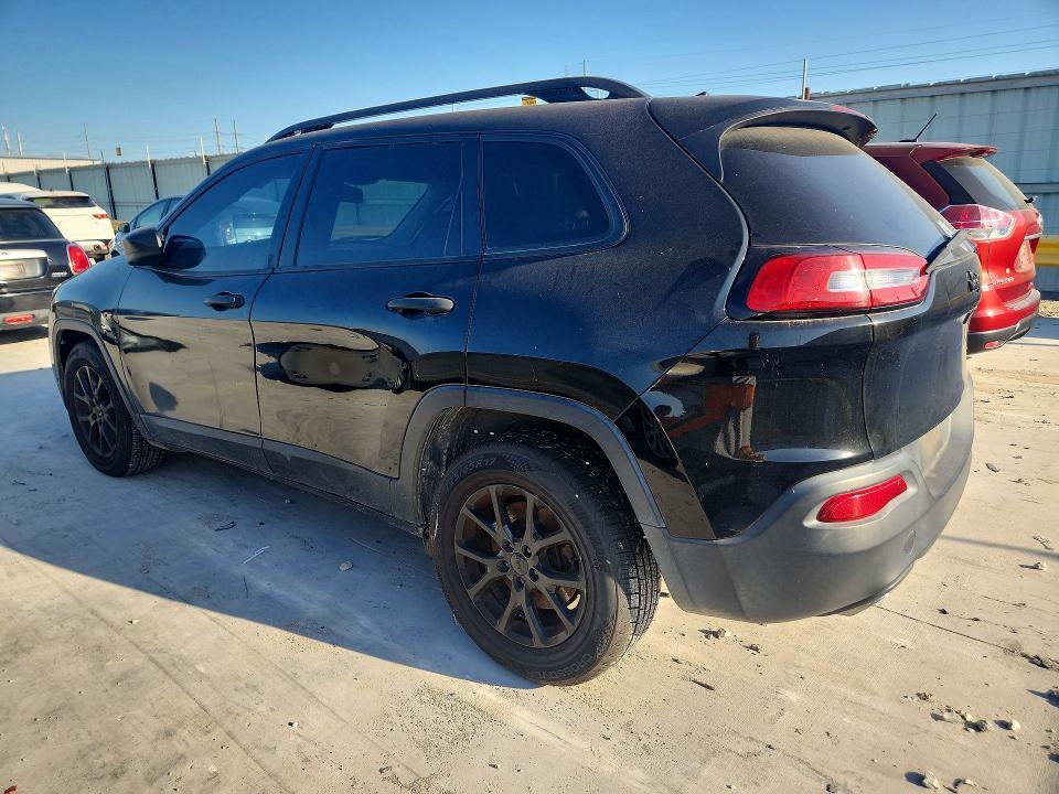 1C4PJLAS9HW597736 2017 JEEP CHEROKEE photo no. 2