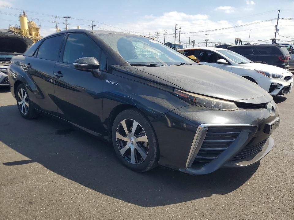 JTDBVRBD1GA000303 2016 TOYOTA MIRAI photo no. 4
