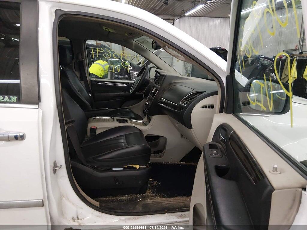 2C4RC1CG3FR547338 2015 CHRYSLER TOWN & COUNTRY photo no. 5