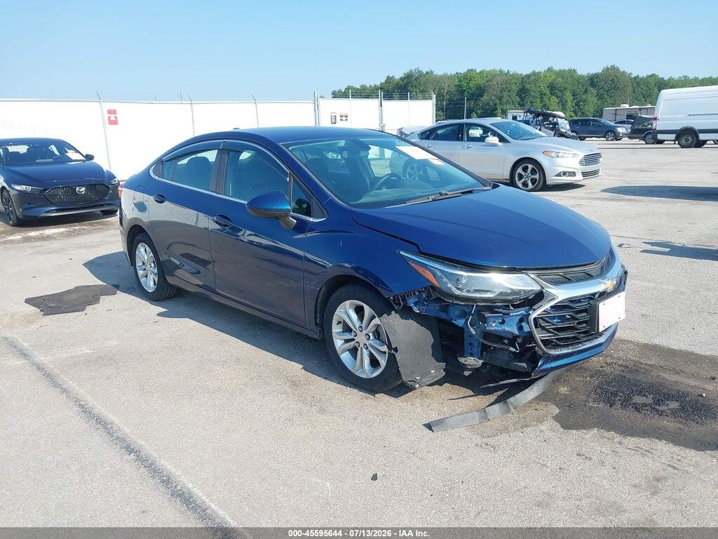 1G1BE5SM9K7109082 2019 CHEVROLET CRUZE photo no. 1
