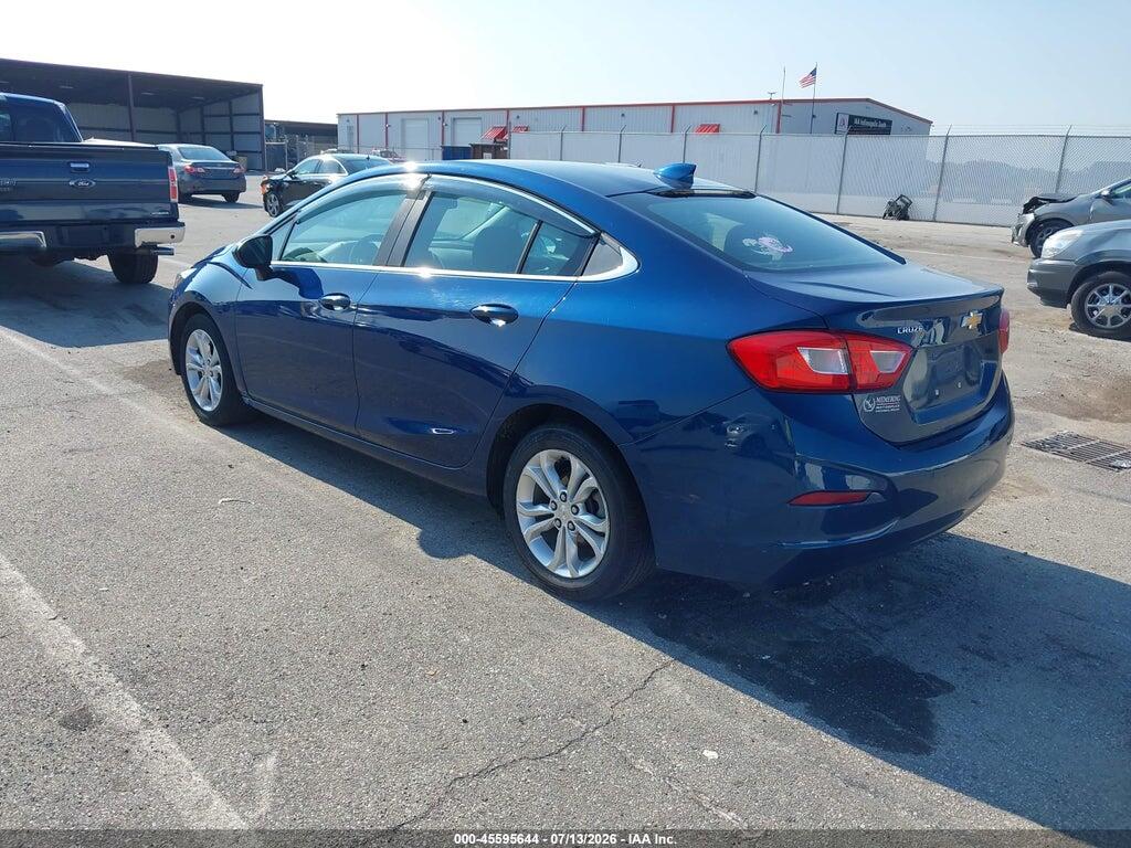1G1BE5SM9K7109082 2019 CHEVROLET CRUZE photo no. 3
