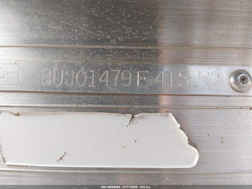 00000BUJ01479E415 2018 SUNTRACKER PONTOON photo no. 9