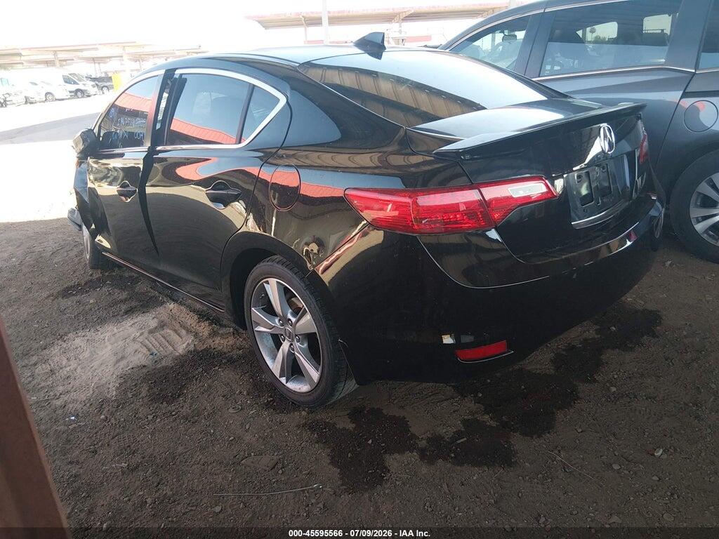 19VDE2E57DE000070 2013 ACURA ILX photo no. 3