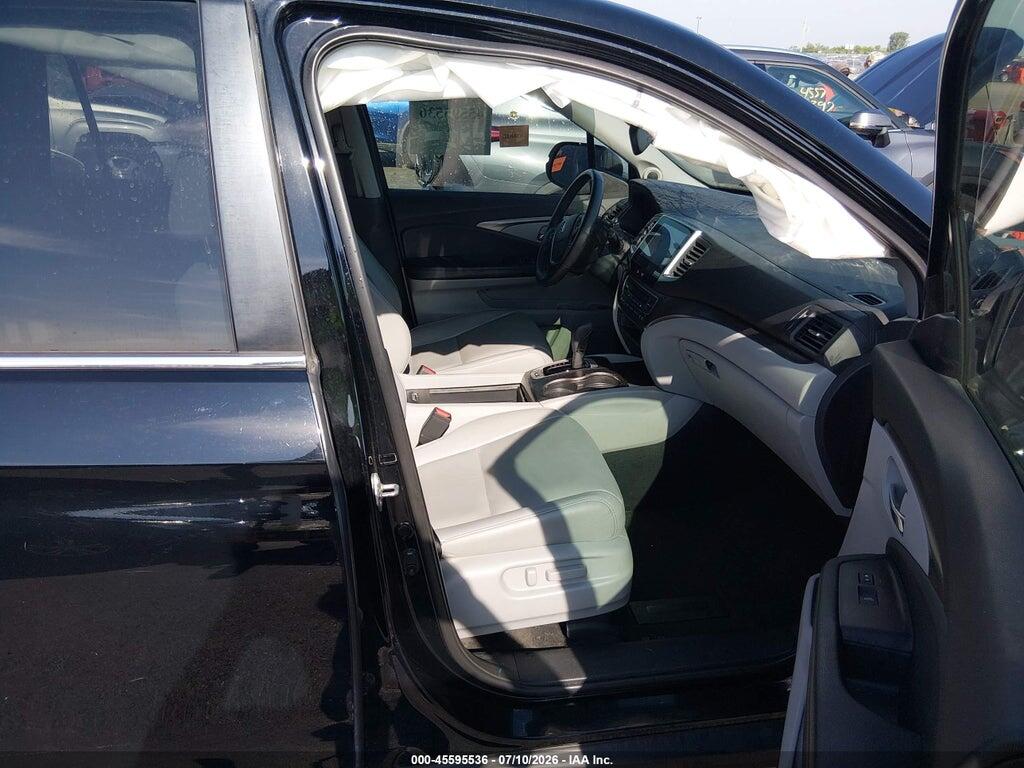 5FNYF6H55HB047509 2017 HONDA PILOT photo no. 5
