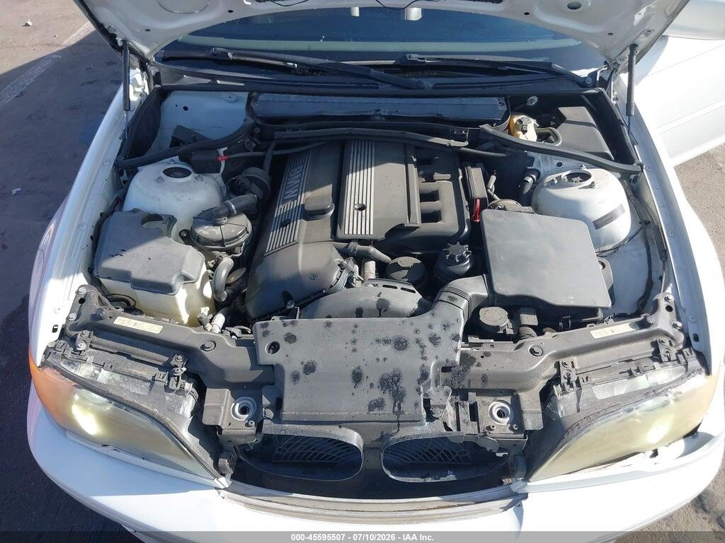 WBABD53424PL11822 2004 BMW 330CI photo no. 10