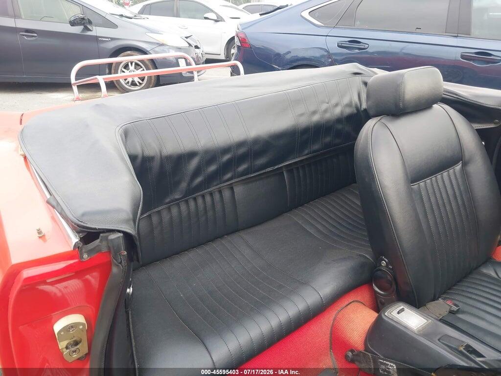 0000124CS10074212 1974 FIAT 124 photo no. 8