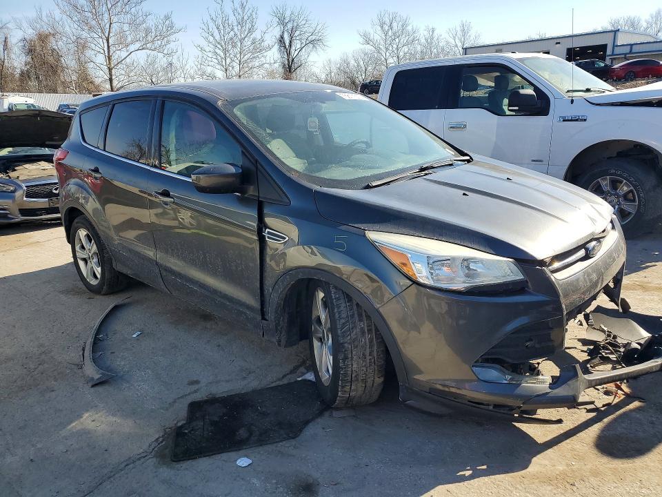 1FMCU9G94FUC65026 2015 FORD ESCAPE photo no. 4