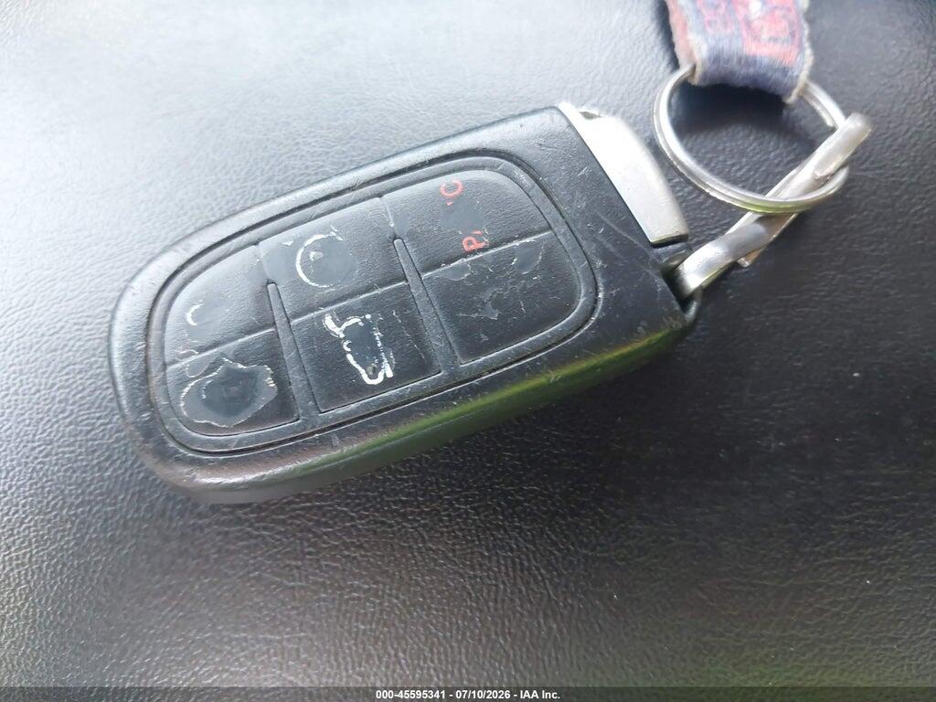 1C4PJLDB8JD533796 2018 JEEP CHEROKEE photo no. 11