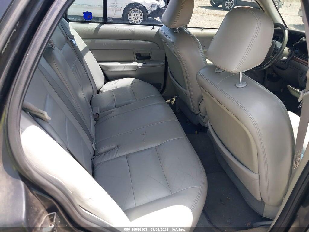 2FAFP74W73X153757 2003 FORD CROWN VICTORIA photo no. 8
