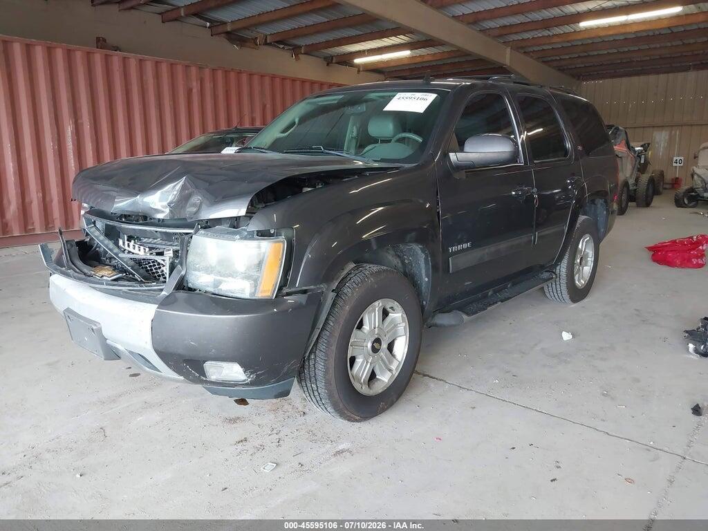 1GNUKBE07AR291715 2010 CHEVROLET TAHOE photo no. 2