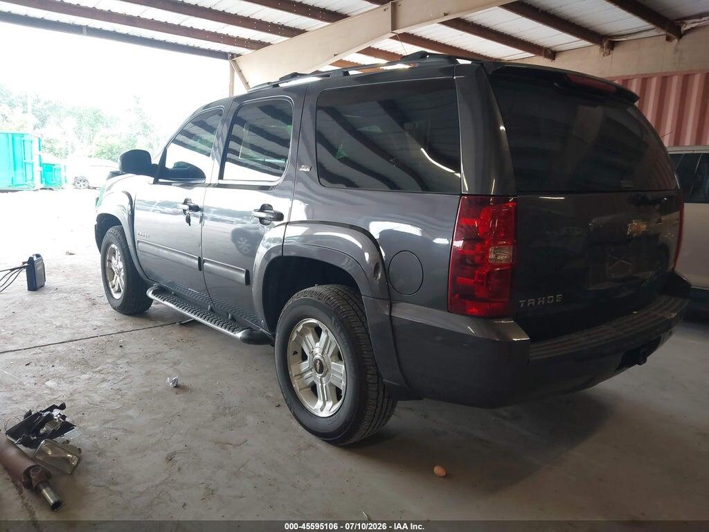1GNUKBE07AR291715 2010 CHEVROLET TAHOE photo no. 3
