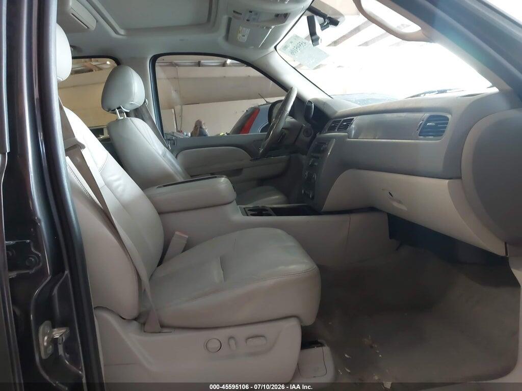 1GNUKBE07AR291715 2010 CHEVROLET TAHOE photo no. 5