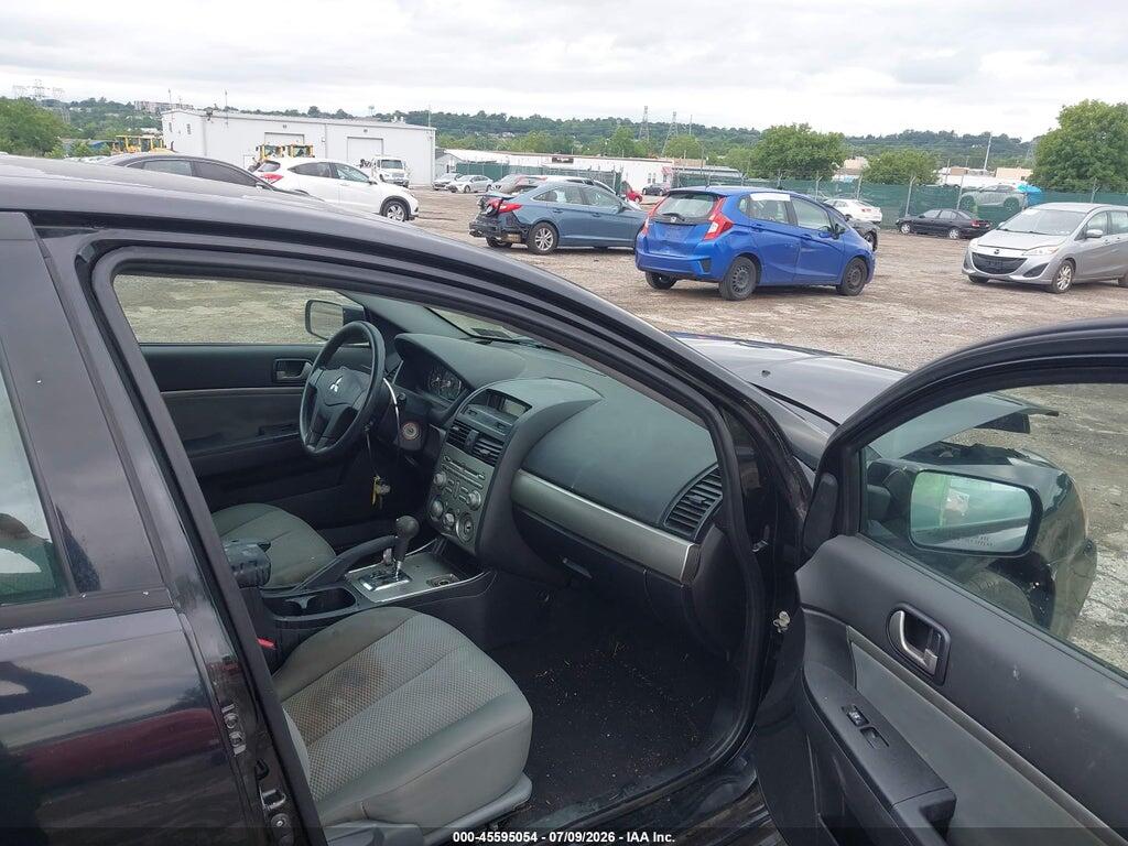 4A32B2FF7AE002887 2010 MITSUBISHI GALANT photo no. 5