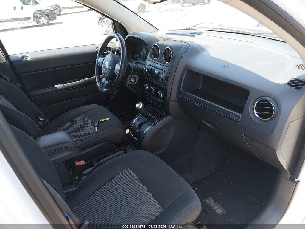 1C4NJDEB4CD689719 2012 JEEP COMPASS photo no. 5