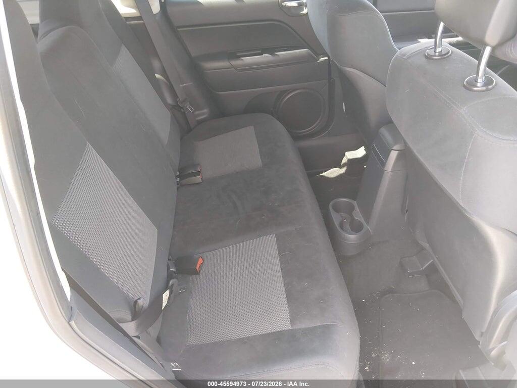 1C4NJDEB4CD689719 2012 JEEP COMPASS photo no. 8