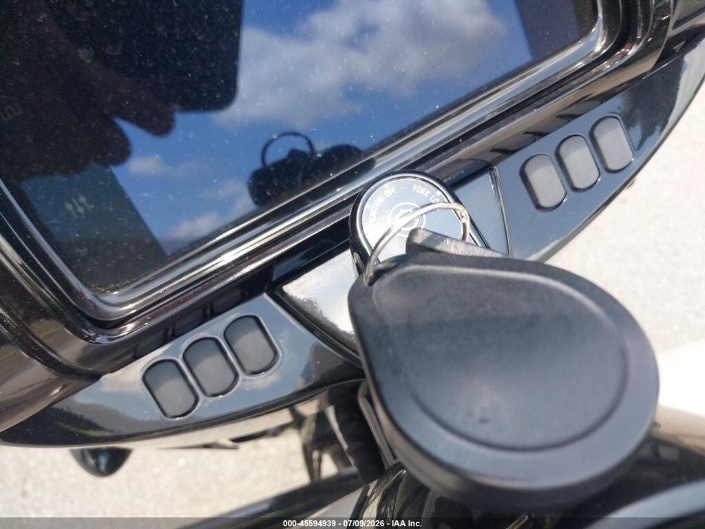 1HD1KRP18LB609801 2020 HARLEY-DAVIDSON FLHXS photo no. 11