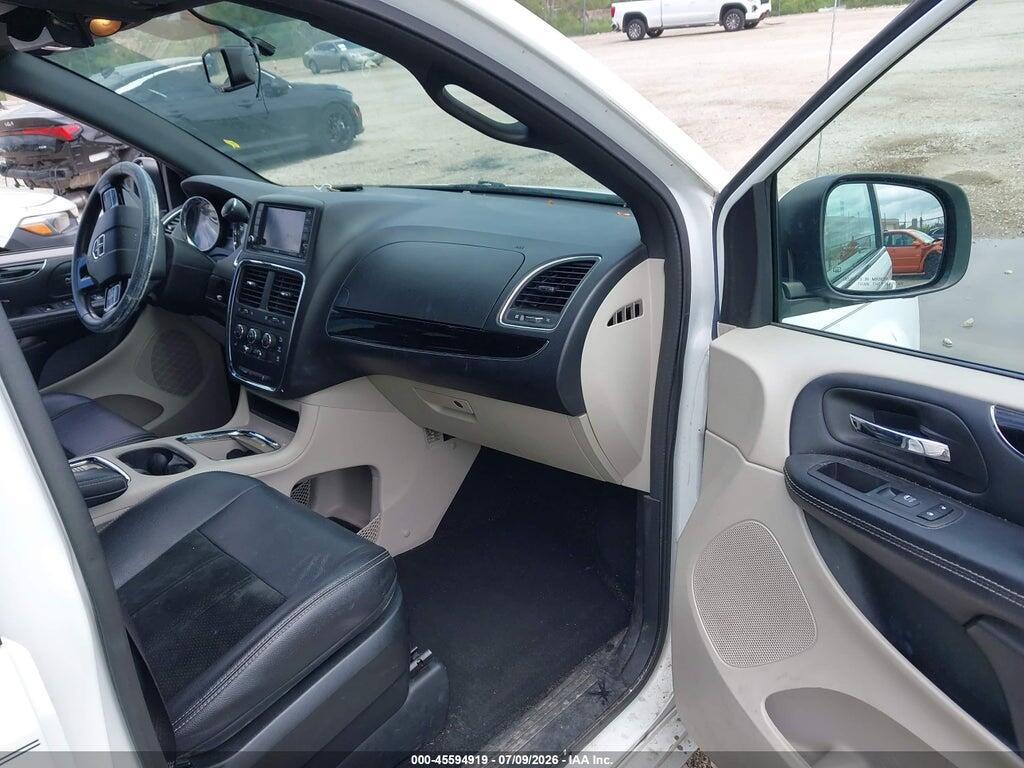 2C4RDGCG0HR749704 2017 DODGE GRAND CARAVAN photo no. 5
