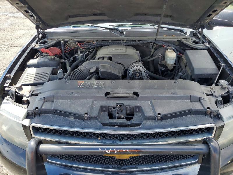 2013 CHEVROLET TAHOE SPECIAL — Фото 11 из 12