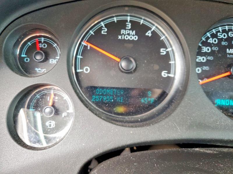 2013 CHEVROLET TAHOE SPECIAL — Фото 9 из 12