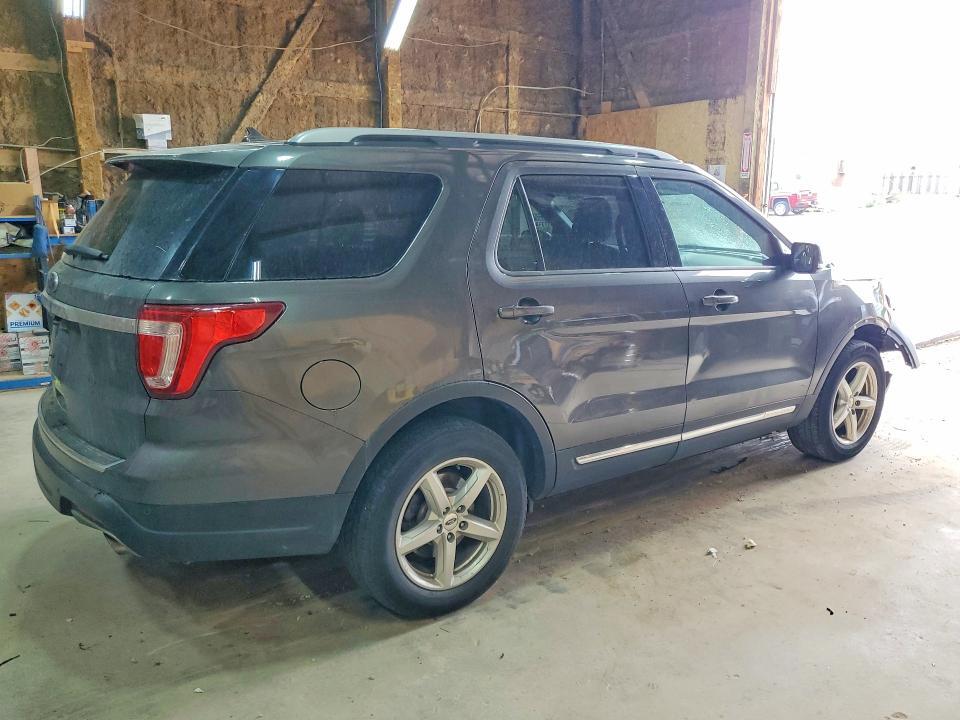 2018 FORD EXPLORER XLT — Фото 3 из 13