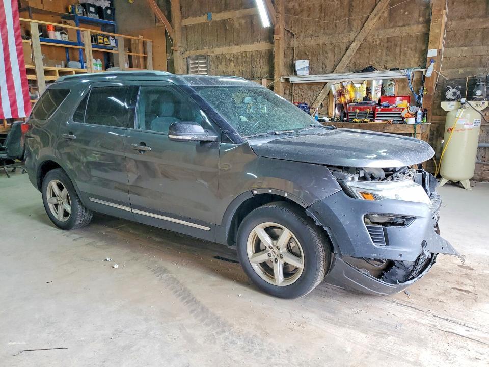 2018 FORD EXPLORER XLT — Фото 4 из 13
