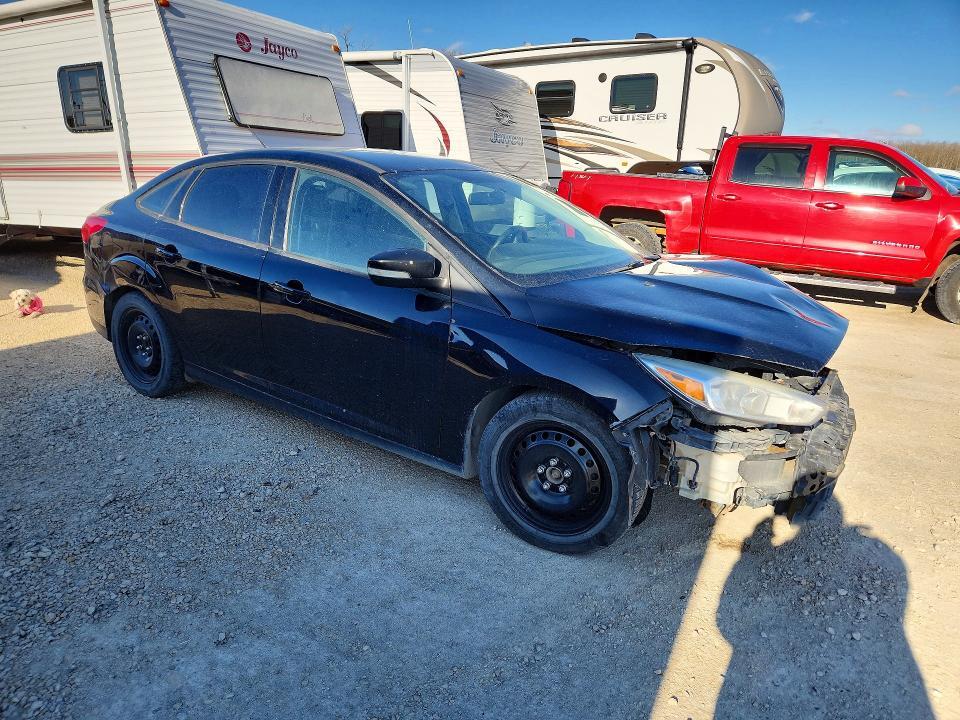 2017 FORD FOCUS SE — Фото 4 из 13