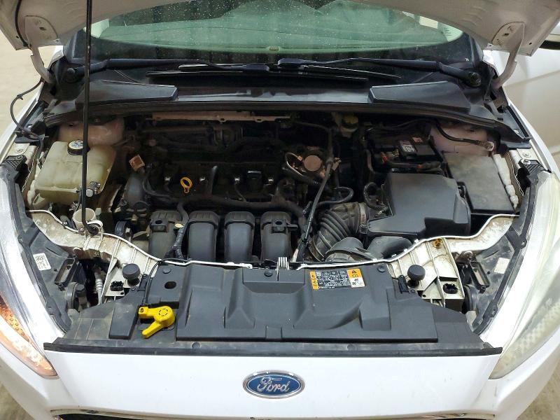 2016 FORD FOCUS SE — Фото 11 из 12