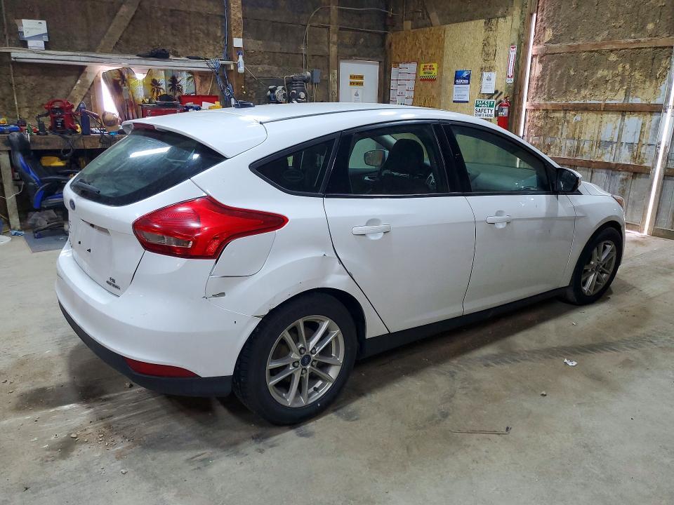 2016 FORD FOCUS SE — Фото 3 из 12