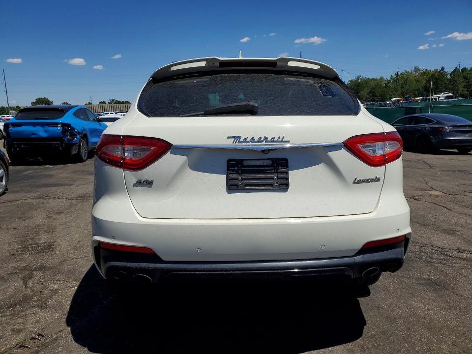 2019 MASERATI LEVANTE S SPORT — Фото 6 из 12
