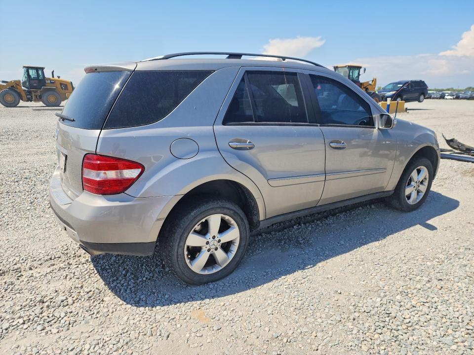 4JGBB75E36A059882 2006 MERCEDES-BENZ ML photo no. 3
