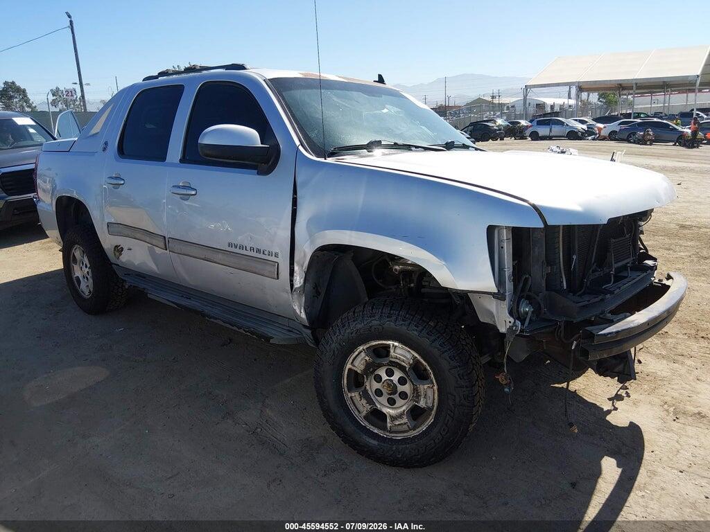 3GNTKEE70DG264368 2013 CHEVROLET AVALANCHE photo no. 1
