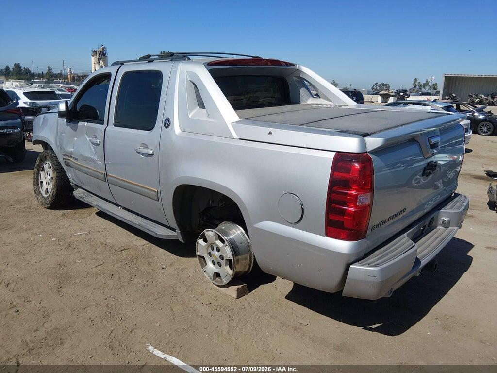 3GNTKEE70DG264368 2013 CHEVROLET AVALANCHE photo no. 3
