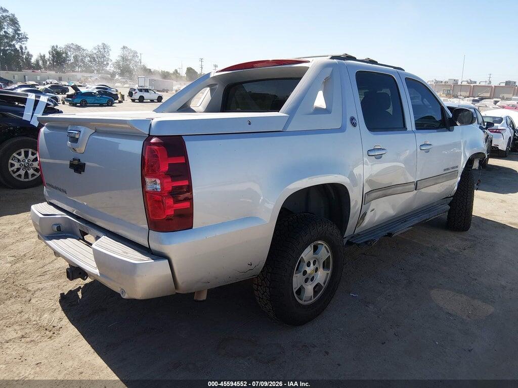 3GNTKEE70DG264368 2013 CHEVROLET AVALANCHE photo no. 4