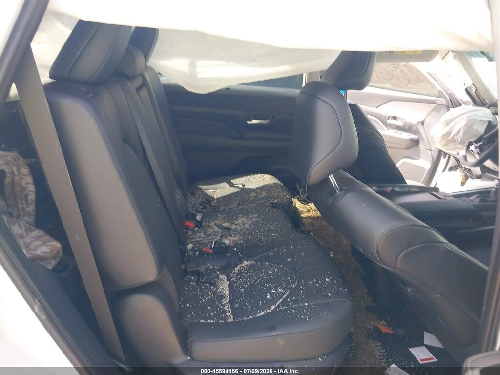 5TDAAAB53TS115693 2026 TOYOTA GRAND HIGHLANDER photo no. 8