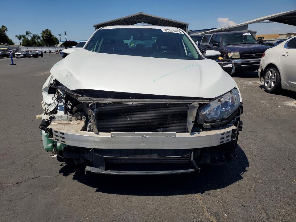 JHMFC1F75JX024037 2018 HONDA CIVIC photo no. 5
