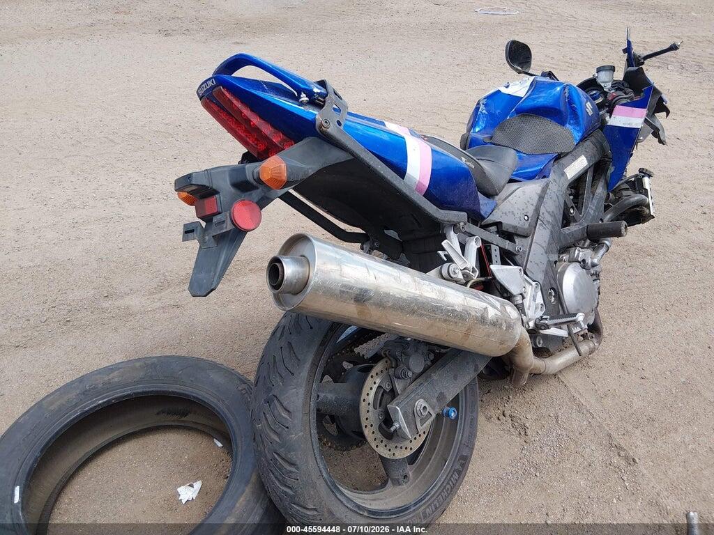 JS1VP53A952105211 2005 SUZUKI SV650 photo no. 4